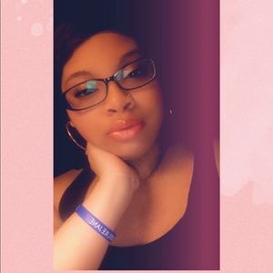 Meet your Posher, Jasmine